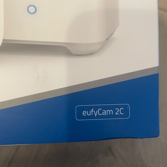 Eufy camera w/ home base & sensors - Picture 6 of 6
